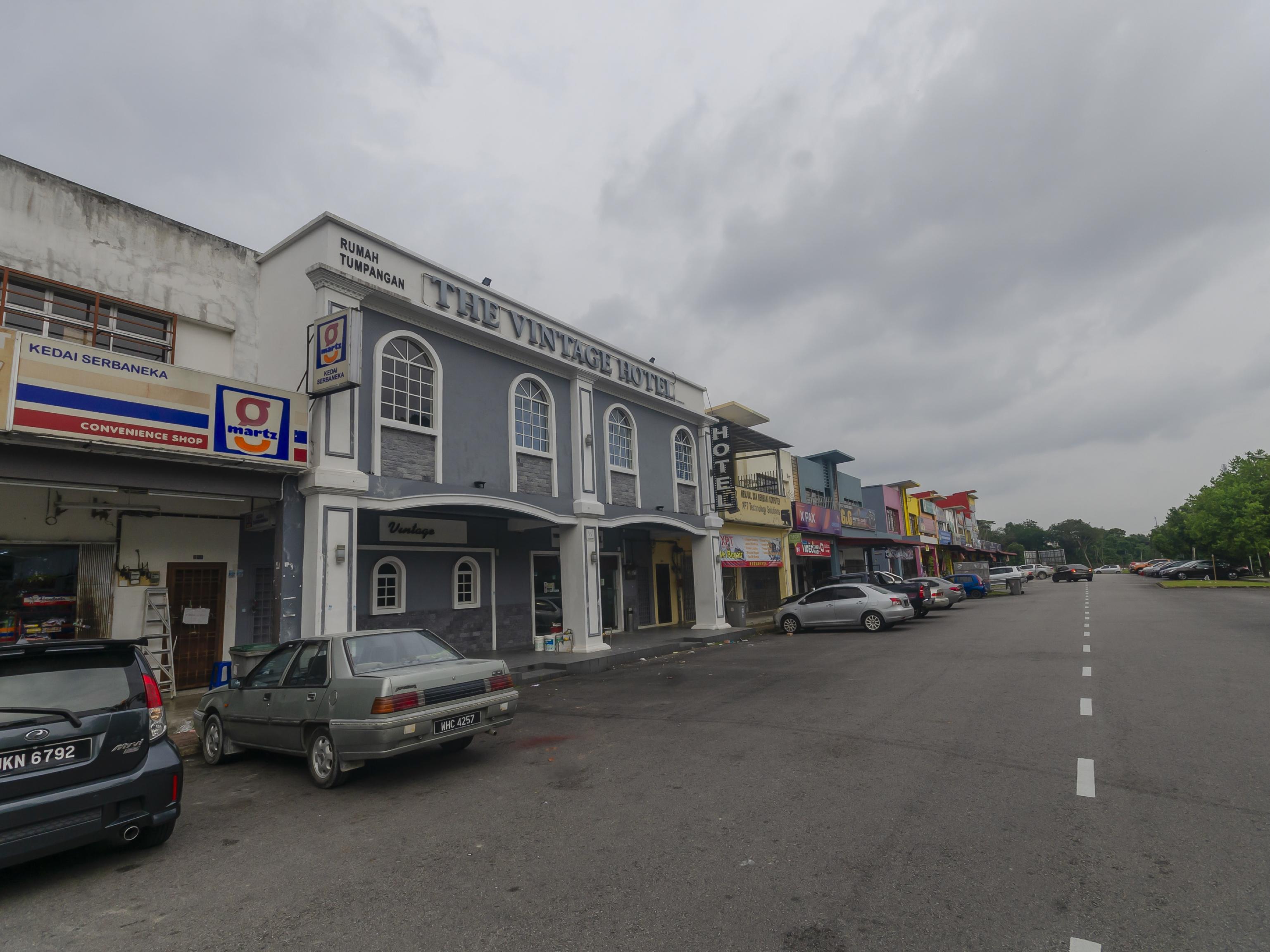 Super Oyo 596 The Vintage Hotel Johor Bahru Eksteriør billede