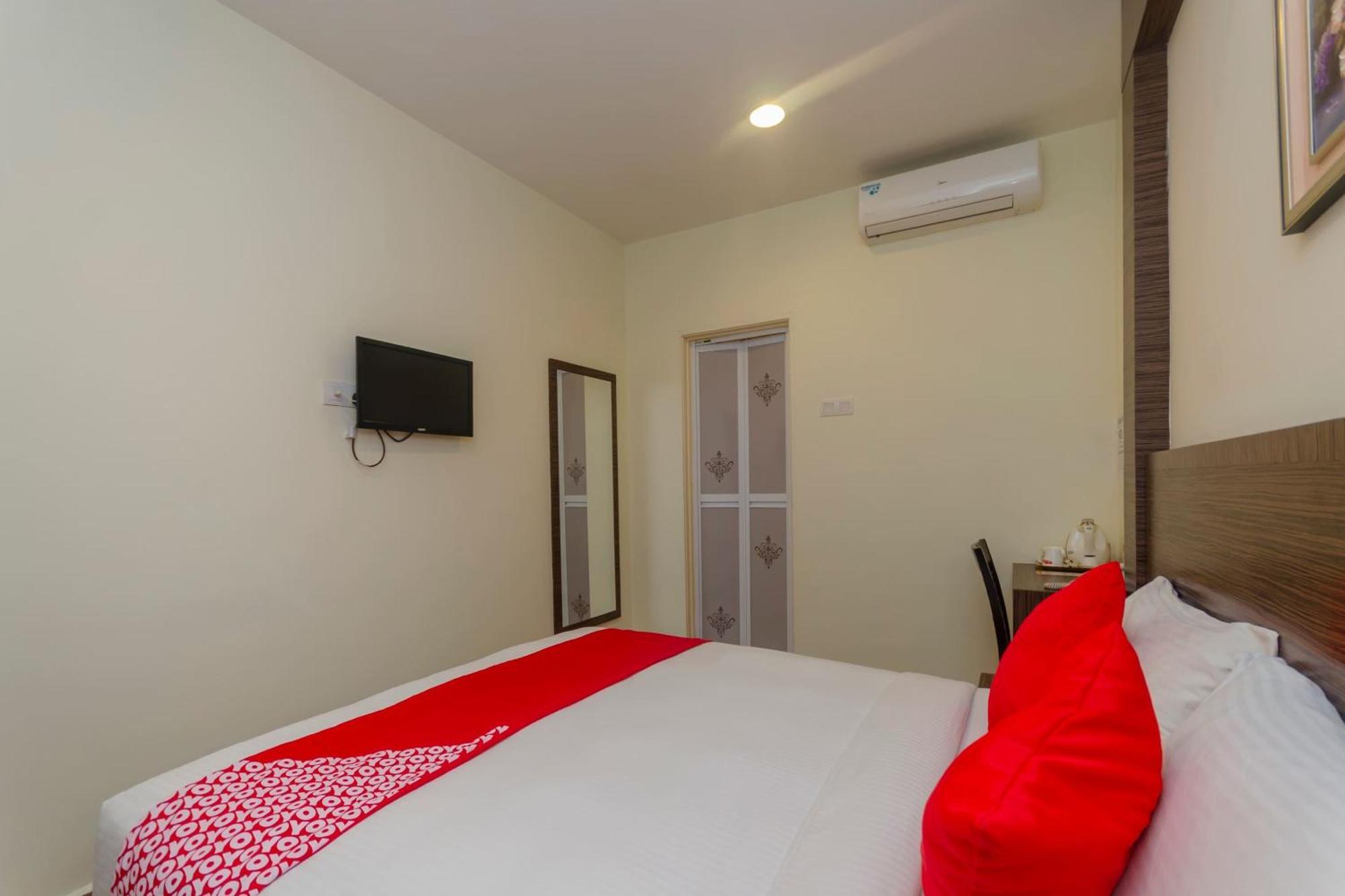 Super Oyo 596 The Vintage Hotel Johor Bahru Eksteriør billede