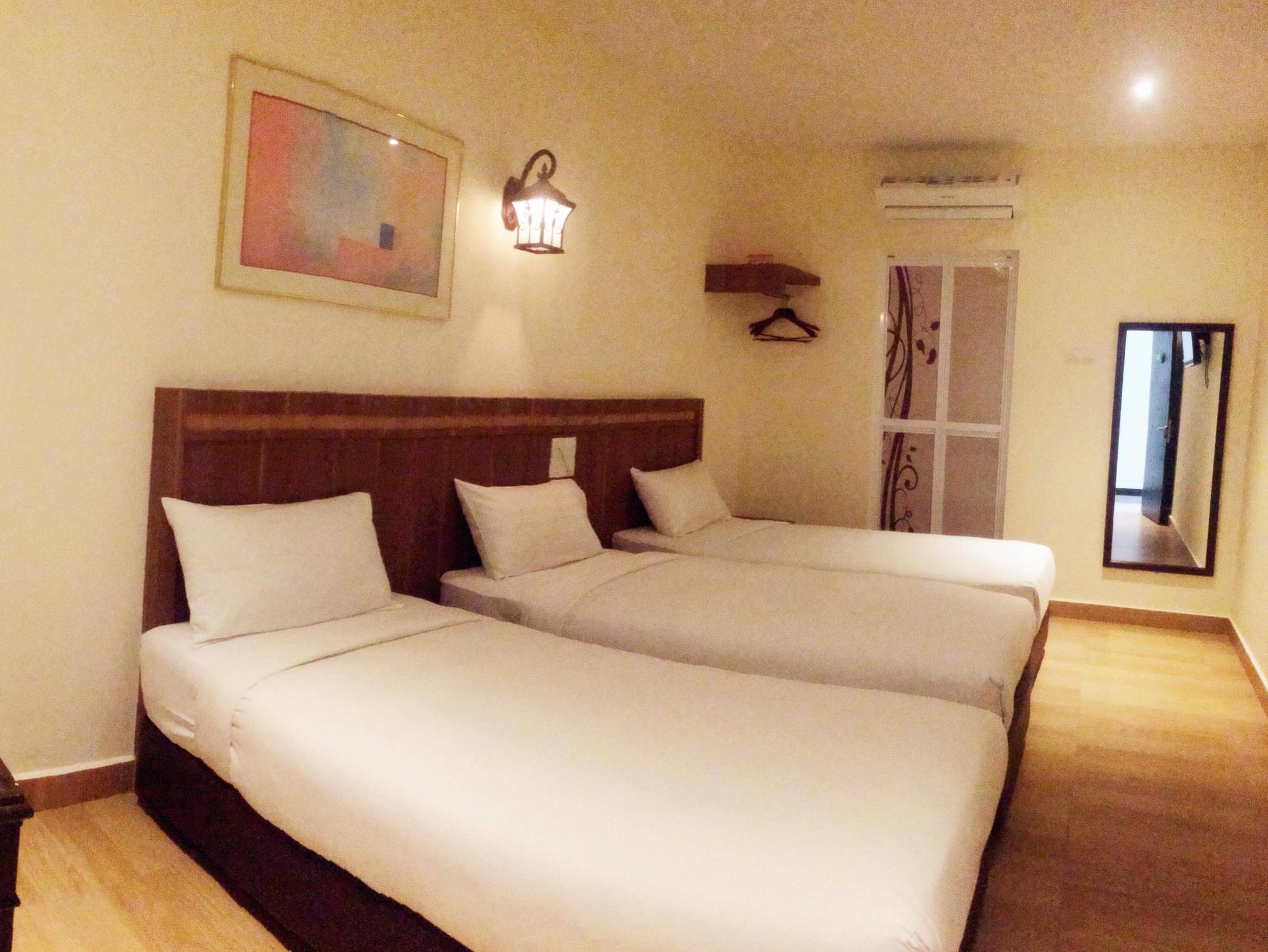 Super Oyo 596 The Vintage Hotel Johor Bahru Eksteriør billede