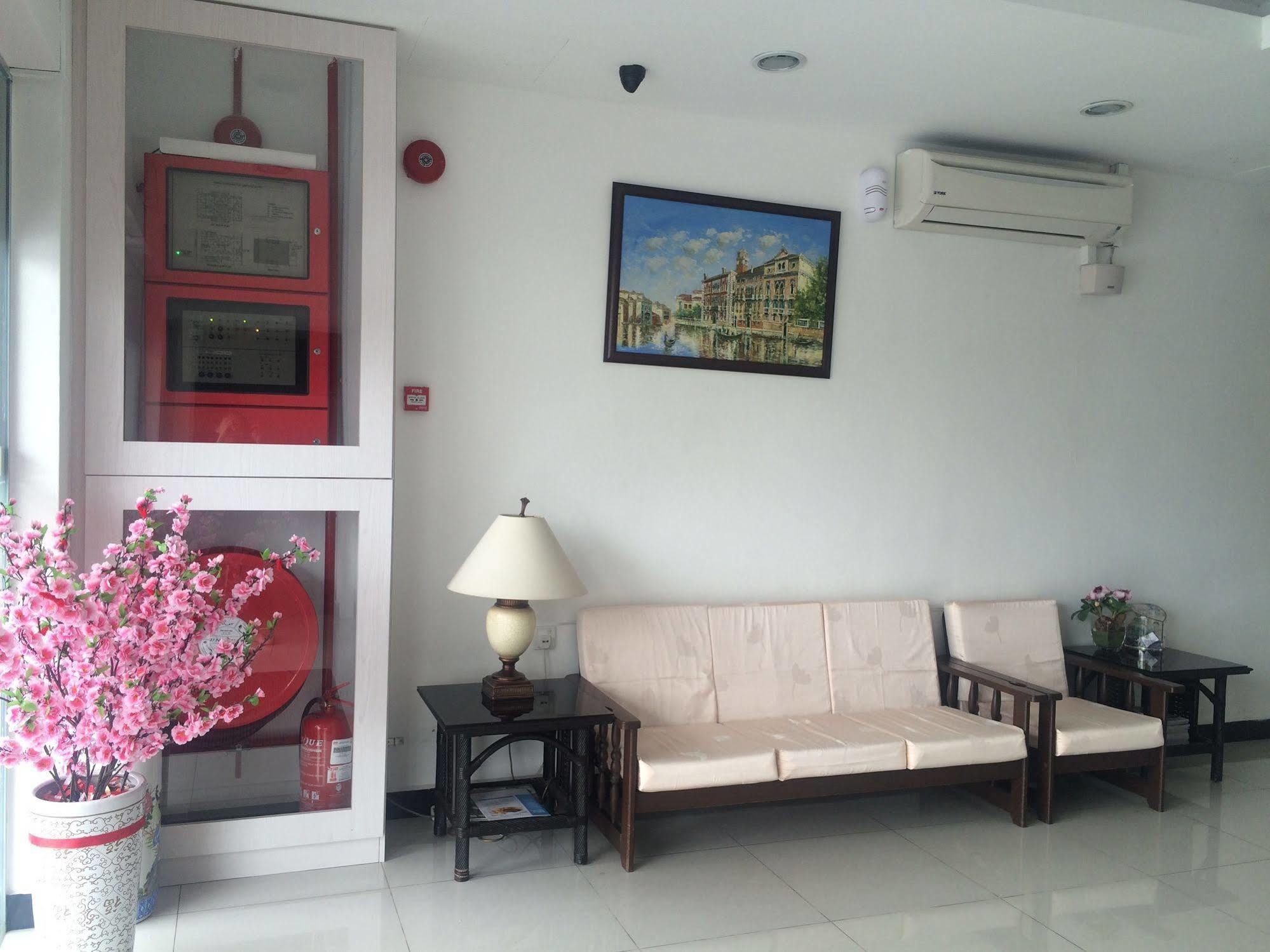 Super Oyo 596 The Vintage Hotel Johor Bahru Eksteriør billede